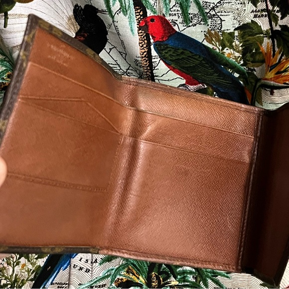 Vintage Louis Vuitton Wallet - Picture 3 of 7
